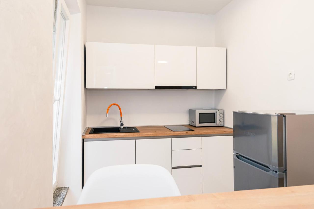 Studio Apartman Max Center Of The Old Town Free Parking Beautiful View Sibenik Bagian luar foto