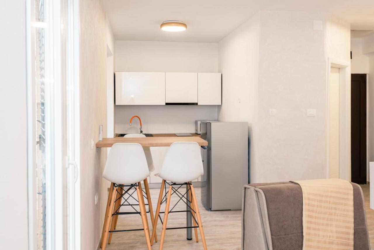 Studio Apartman Max Center Of The Old Town Free Parking Beautiful View Sibenik Bagian luar foto
